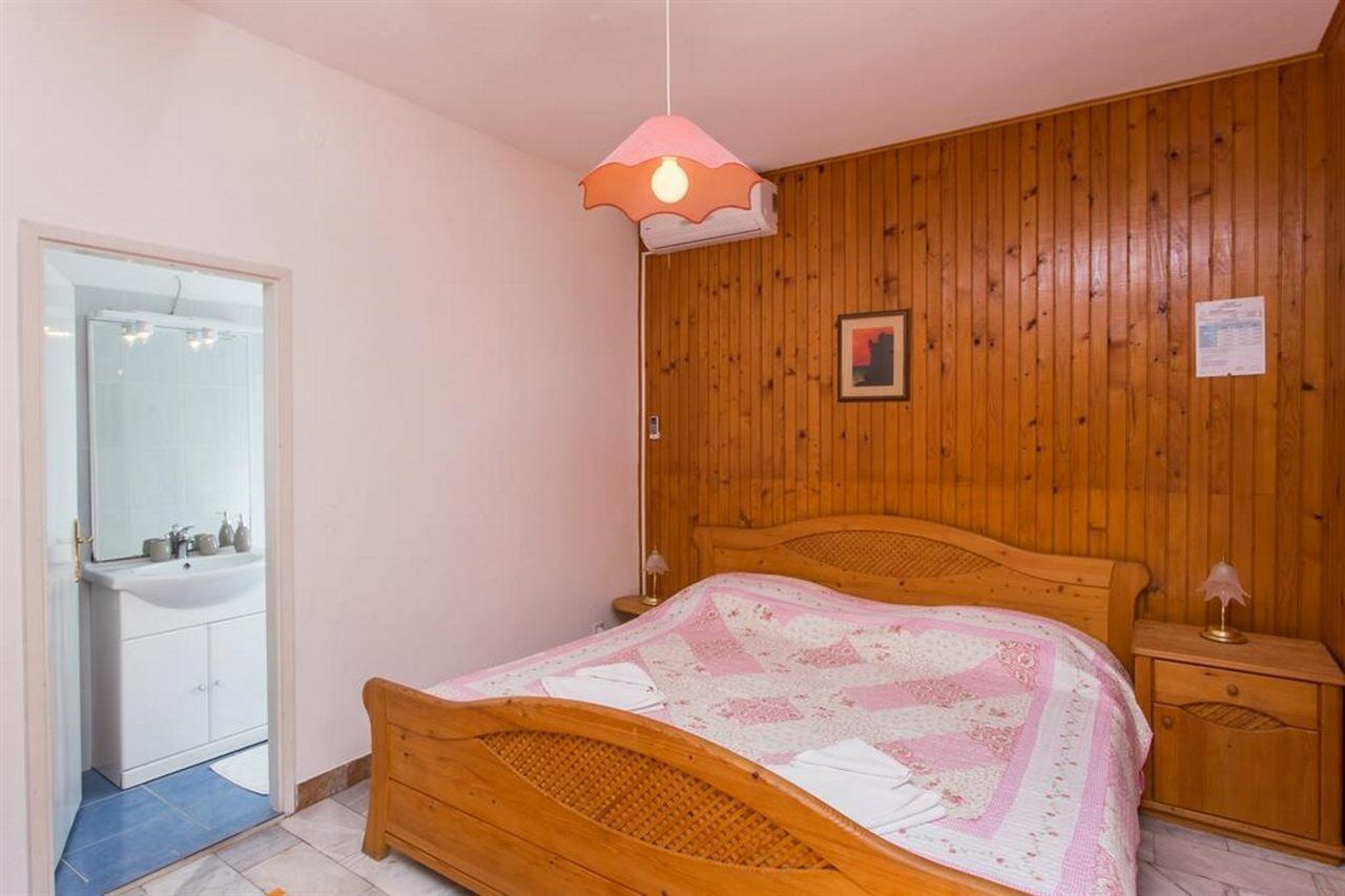 Guest House J&J Zaton  Dış mekan fotoğraf